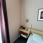 Flor Rivoli Hotel 2*