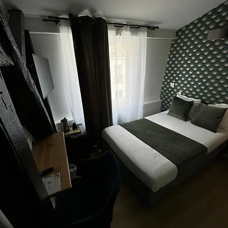弗洛里沃利酒店 2* 巴黎