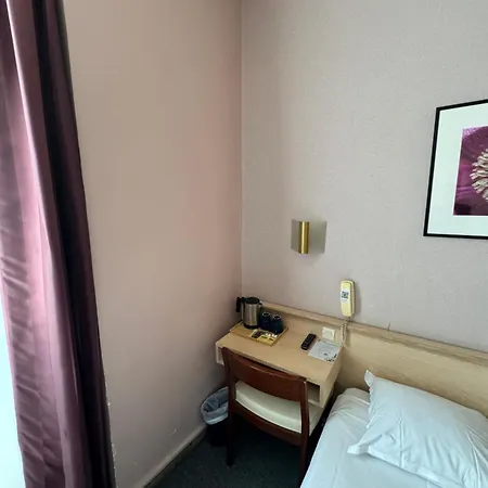 Flor Rivoli Hotell 2*