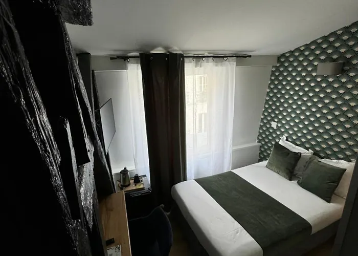 Отель Flor Rivoli