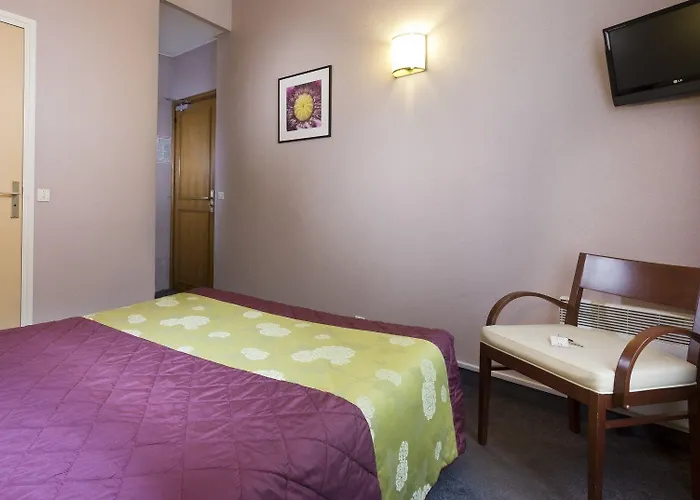 Отель Flor Rivoli