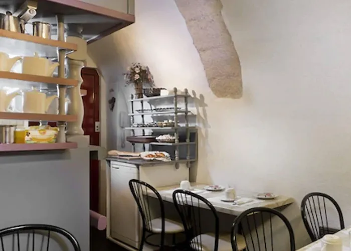 Отель Flor Rivoli