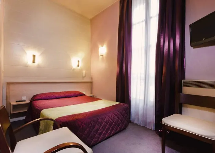 Отель Flor Rivoli